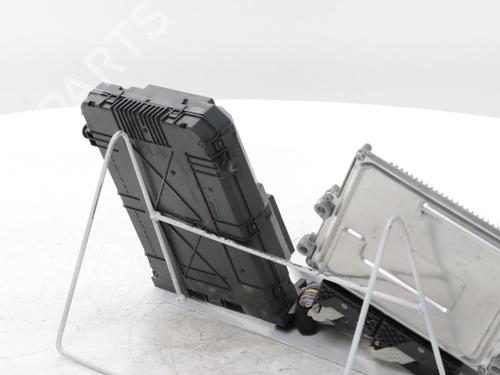 Engine control unit (ECU) PEUGEOT 2008 I (CU_) 1.2 THP 110 / PureTech 110 | BP30186633M57