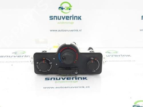 climate-control-renault-clio-iii-br01-cr01-2005-2006-2007-2008-2009-2010-2011-2012-2013-2014-40569414 main image