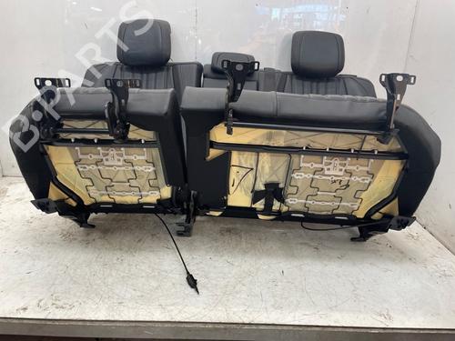 Rear seat PEUGEOT 3008 II SUV (MC_, MR_, MJ_, M4_) 1.2 THP/ PureTech 130 (MRHNSM, MRHNSU, MRHNSJ, MRHNYW,... | BP30186074C17