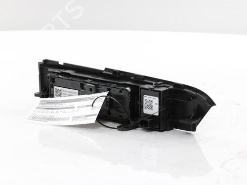 Switch LAND ROVER DEFENDER Station Wagon (L663) P300e Hybrid 4x4 | BP38618646I30  - Image 7