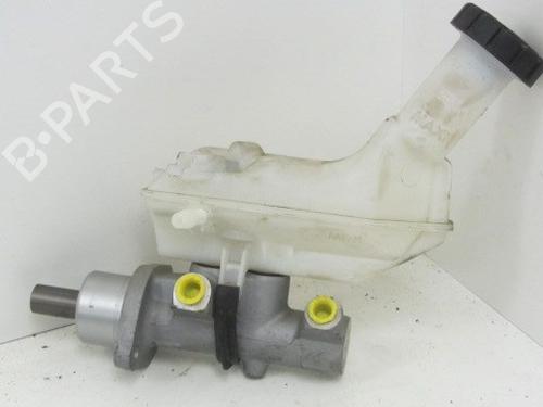 Used Brake master cylinder RENAULT CLIO III Grandtour (KR0/1_) 1.2 16V (KR0P) (101 hp) 24161642