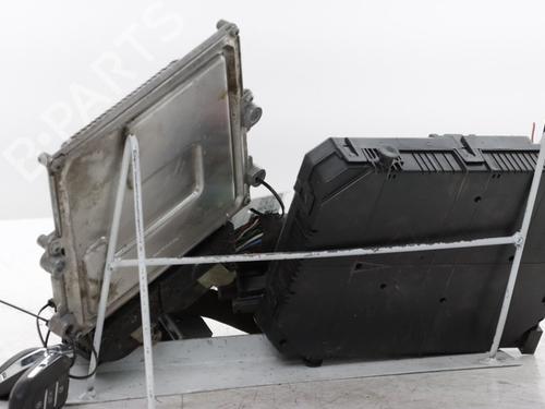 Engine control unit (ECU) PEUGEOT 2008 II (UD_, US_, UY_, UJ_, UR_, UC_) 1.2 PureTech 130 (USHNS, URHNS) | BP31592470M57 