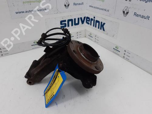 Fusee links voor PEUGEOT 208 I (CA_, CC_) 1.2 VTI 82 (82 hp) 1607557480