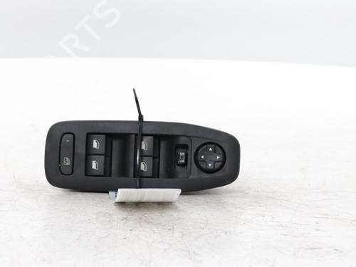 switch-peugeot-2008-i-cu_-2013-33846299 main image