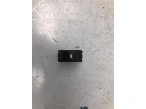 switch-peugeot-partner-box-bodympv-2008-40578131 main image