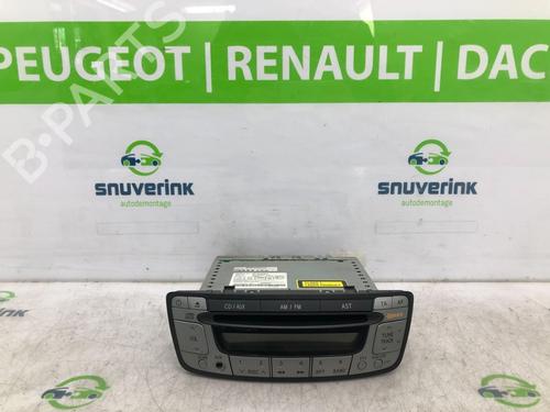 Used Radio PEUGEOT 107 (PM_, PN_) 1.0 (68 hp) 12065215