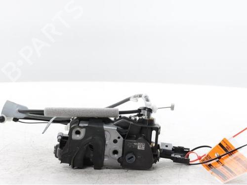 front-right-lock-citroen-c5-aircross-a_-2018-34567700 main image