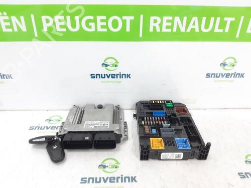 Used Engine control unit (ECU) PEUGEOT 3008 II SUV (MC_, MR_, MJ_, M4_) 1.6 PureTech 180 (M45GFR, M45GFU) (181 hp) 16826634