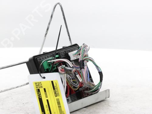 Fuse box DACIA SANDERO III 1.0 TCe 110 | BP38347369E1 - Image 9