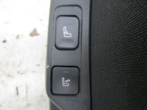 Left front seat CITROËN DS4 (NX_) 1.6 HDi 115 | BP17027122C15 