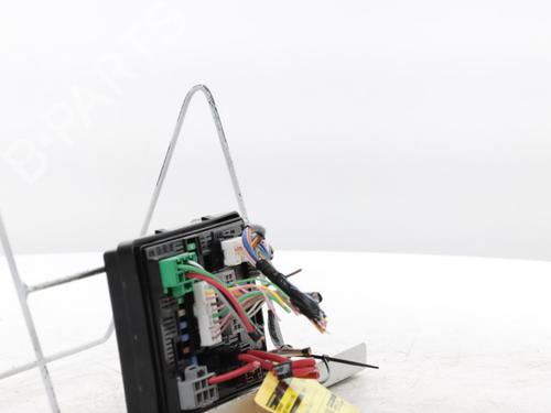 Fuse box RENAULT ARKANA I (LCM_, LDN_) 1.6 E-TECH 145 (LDMU) | BP30758299E1