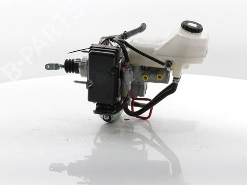 Brake master cylinder TOYOTA RAV 4 V (_A5_, _H5_) 2.5 Hybrid AWD (AXAH54, AXAL54) | BP28288859M77 