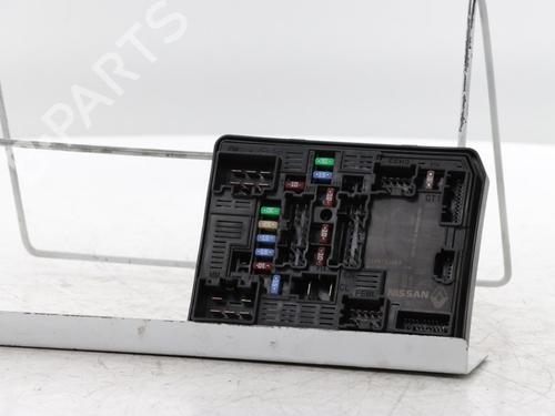 Used Fuse box Fuse box RENAULT CAPTUR II (HF_) TCe 160 (HFN1) (158 hp) 33697039 33697039
