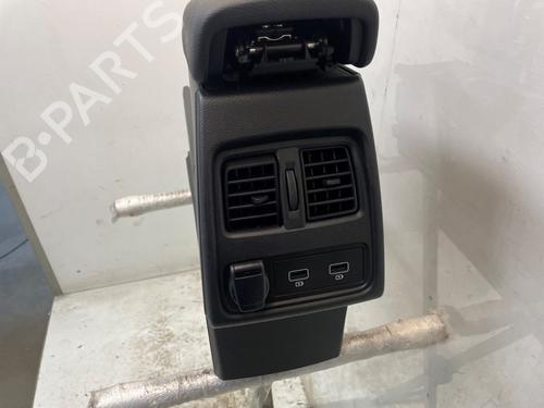 Armrest / Center console RENAULT CAPTUR II (HF_) TCe 140 (HFN0) | BP30186418I20