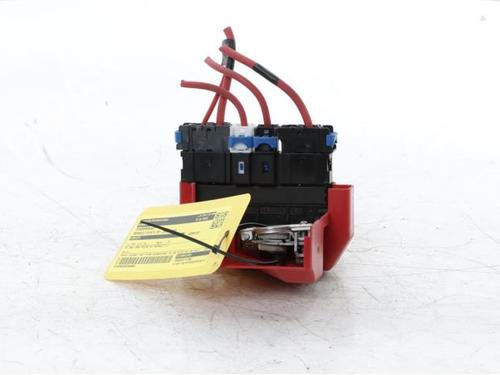Used Fuse box Fuse box RENAULT CLIO V (B7_) 1.0 TCe 100 (B7MT) (101 hp) 29640870 29640870