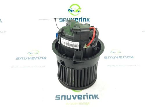 Heater blower motor PEUGEOT 208 I (CA_, CC_) 1.2 VTI 82 | BP13324468M62 