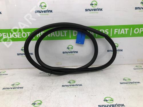 Rubber door seal PEUGEOT 208 II (UB_, UP_, UW_, UJ_) 1.2 PureTech 100 | BP19103458C142 