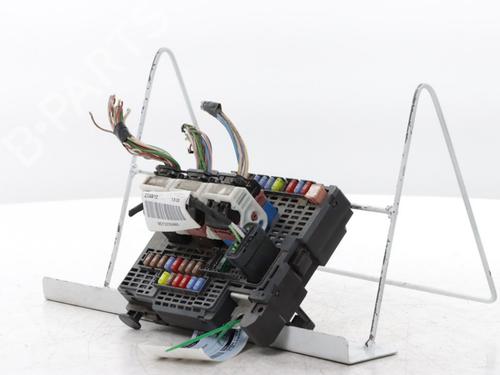 Fuse box PEUGEOT 508 SW I (8E_) 2.0 HDi RXH Hybrid4 | BP30758642E1