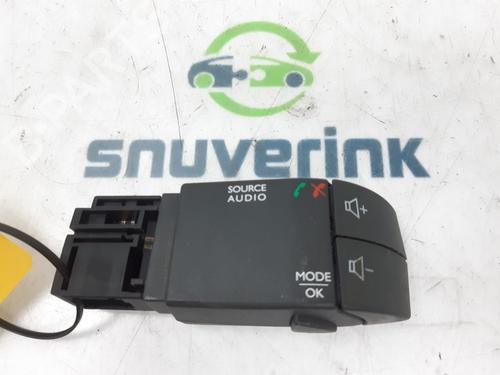 switch-renault-trafic-iii-van-fg_-16-dci-90-fgme-255522448r-2014-18028687 main image