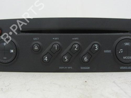 Used Radio RENAULT CLIO III Grandtour (KR0/1_) 1.2 16V (KR0P) (101 hp) 17431731