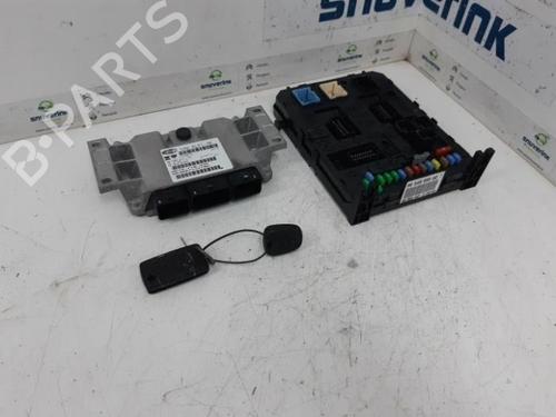 engine-control-unit-ecu-citroen-c4-i-lc_-2004-2005-2006-2007-2008-2009-2010-2011-2012-2013-2014-40568036 main image