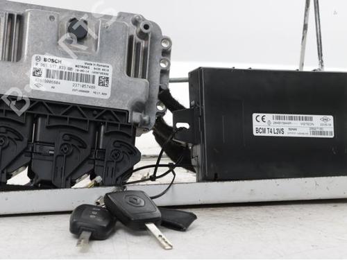 Used Engine control unit (ECU) Engine control unit (ECU) RENAULT TWINGO III (BCM_, BCA_) 1.0 SCe 70 (71 hp) 38110896 38110896