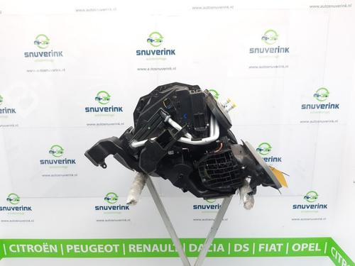 Used Heater matrix box Heater matrix box RENAULT KADJAR (HA_, HL_) 1.3 TCe 140 (HLNB, HLN1) (140 hp) 10806080 10806080