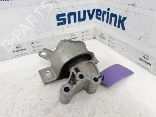 Used Engine mount FIAT 500 (312_) 1.2 (312AXA1A) (69 hp) 10800372