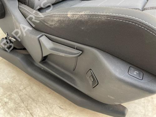 Right front seat OPEL GRANDLAND (OV64) 1.2 MHEV | BP33846416C16 - Image 4