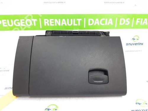 Used Glove box Glove box RENAULT KADJAR (HA_, HL_) 1.3 TCe 140 (HLNB, HLN1) (140 hp) 40571325 40571325