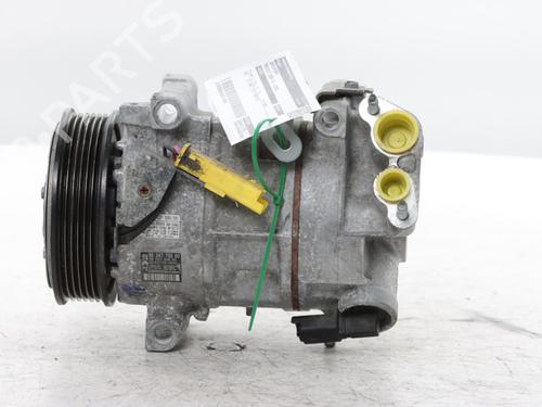 Used AC compressor AC compressor PEUGEOT 2008 II (UD_, US_, UY_, UJ_, UR_, UC_) 1.2 PureTech 130 (USHNS, URHNS) (130 hp) 33846152 33846152