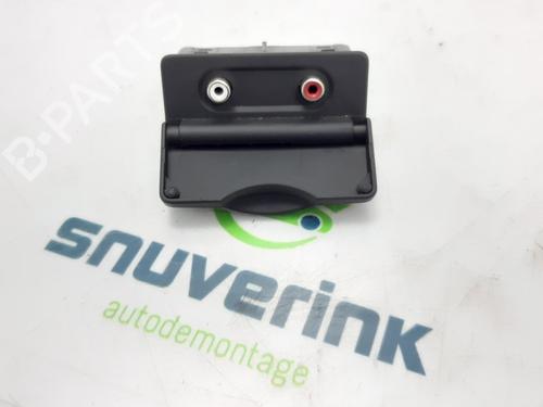 Andre RENAULT CLIO III (BR0/1, CR0/1) 1.2 16V (103 hp) 11567417