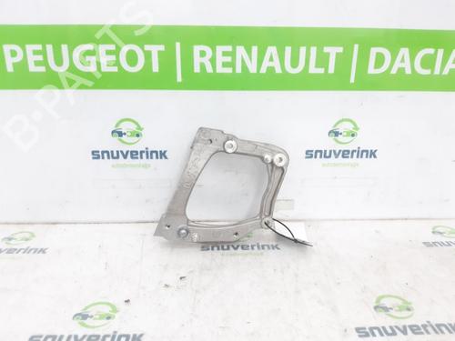 Used Support PEUGEOT 208 II (UB_, UP_, UW_, UJ_) e-208 (136 hp) 26202649