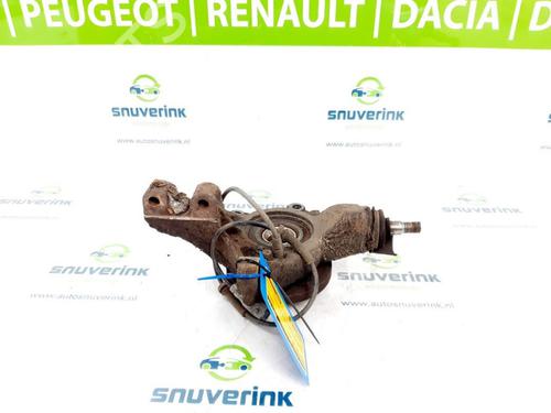 Used Left front steering knuckle PEUGEOT 307 Break (3E) 2.0 HDI 90 (90 hp) 10804467