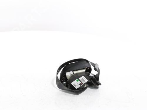 front-right-seatbelt-ds-ds-3-ds-3-crossback-ur_-uc_-uj_-2018-27687971 main image