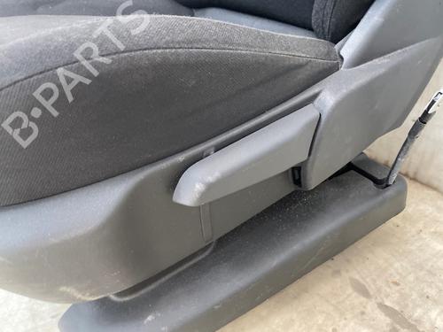 Left front seat CITROËN C4 Picasso II 1.2 THP 130 | BP33935107C15  - Image 8