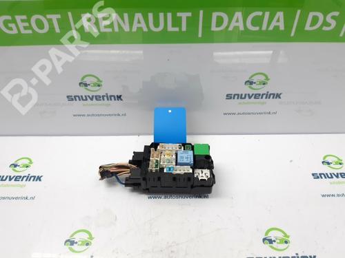 fuse-box-peugeot-508-i-8d_-20-hdi-9665492680-2010-2011-2012-2013-2014-2015-2016-2017-2018-10801044 main image