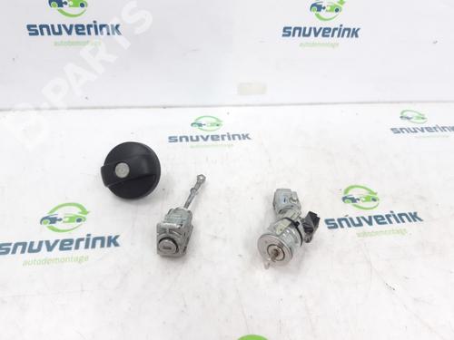 Used Ignition barrel Ignition barrel CITROËN C3 II (SC_) 1.6 HDi (92 hp) 10807955 10807955