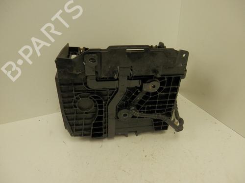 Støtte Støtte RENAULT MEGANE III Coupe (DZ0/1_) 2.0 TCe (DZ0K) (180 hp) 13187769 13187769
