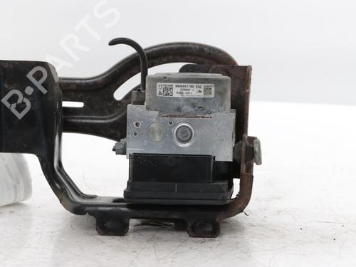 Used ABS pump ABS pump PEUGEOT 208 I (CA_, CC_) 1.2 VTI 82 (82 hp) 39912297 39912297