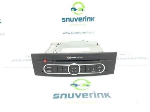 Used Radio Radio RENAULT LAGUNA II (BG0/1_) 1.6 16V (BG1G, BG1H) (112 hp) 40569992 40569992