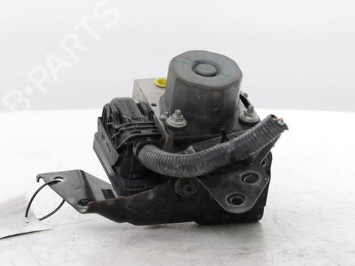 Used ABS pump NISSAN QASHQAI II (J11, J11_) 1.2 DIG-T (115 hp) 31261151