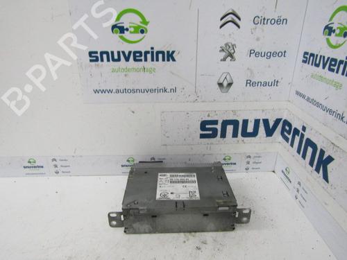 Used Radio PEUGEOT 2008 I (CU_) 1.2 THP 110 / PureTech 110 (110 hp) 11047383