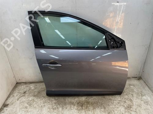 Used Right front door Right front door 38272430 38272430