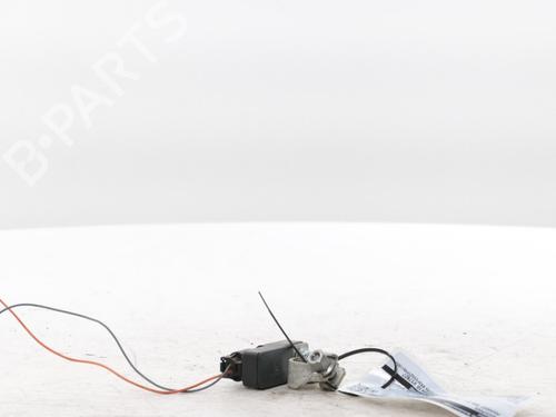 Câble Câble PEUGEOT 308 SW III (FC_, FJ_, FR_, F4_, FN_) BlueHDi 130 (FCYHZL, FCYHZT) (131 hp) 33696683 33696683