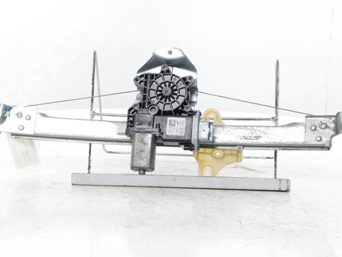 Used Front left window mechanism Front left window mechanism RENAULT CAPTUR I (J5_, H5_) 1.2 TCe 120 (118 hp) 33813975 33813975