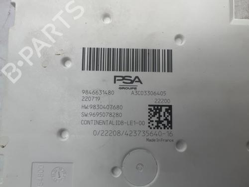 Fuse box OPEL ASTRA L (O5) 1.2 (FPHNPJ) | BP13651883E1 