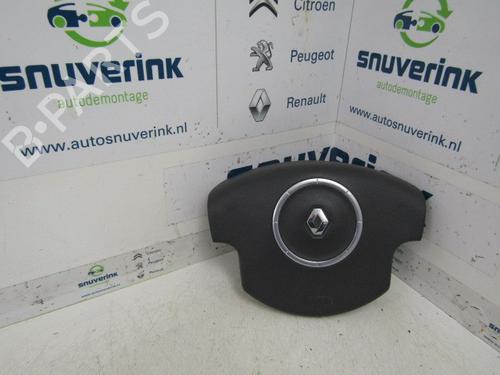 Used Driver airbag RENAULT MEGANE II Estate (KM0/1_) 1.6 16V (112 hp) 21111301