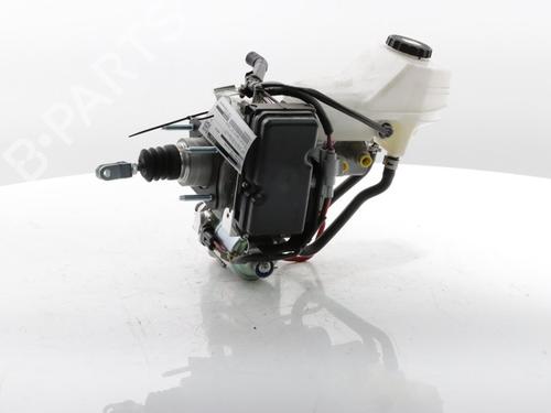 Brake master cylinder TOYOTA RAV 4 V (_A5_, _H5_) 2.5 Hybrid AWD (AXAH54, AXAL54) | BP28288859M77 
