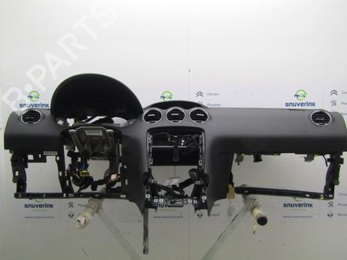Used Dashboard PEUGEOT 308 I (4A_, 4C_) 1.6 THP 16V (156 hp) 17223397